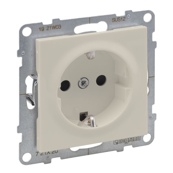 Розетка із з/к та шторками (пруж.клеми) 16А/250V Legrand SUNO 721220 слонова кістка