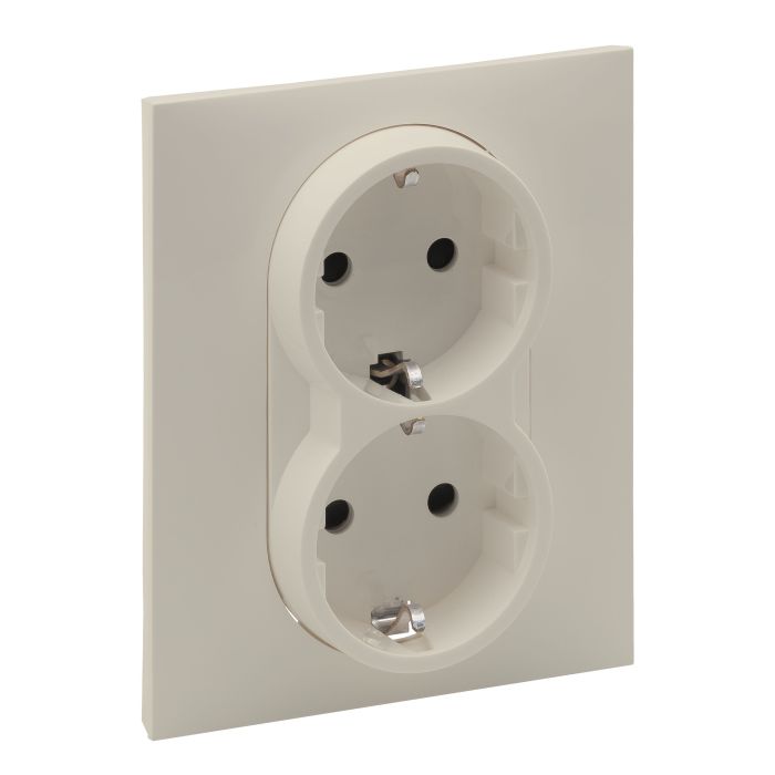 Розетка 2-а. із з/к та шторками (пруж.клеми) 16А/250V Legrand SUNO 721226 слонова кістка