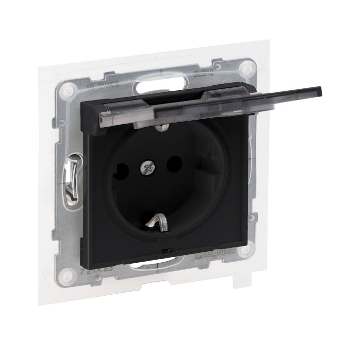 Розетка IP44 із з/к та кришкою і захист. шторками (пруж.клеми) 16А/250V Legrand SUNO 721423 чорний