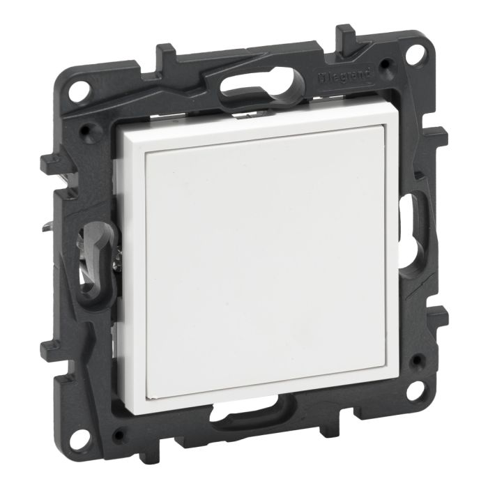 Заглушка Legrand 863100 NILOE STEP Білий