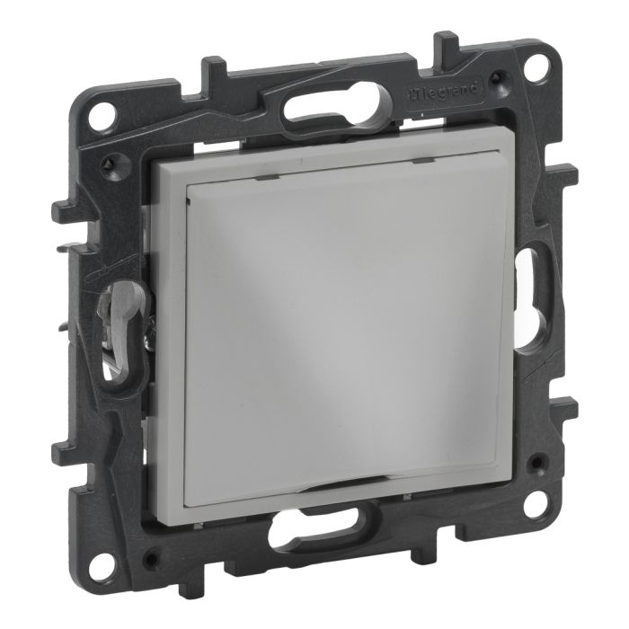 Виведення кабелю з фіксатором IP21 Legrand 863329 NILOE STEP Алюміній