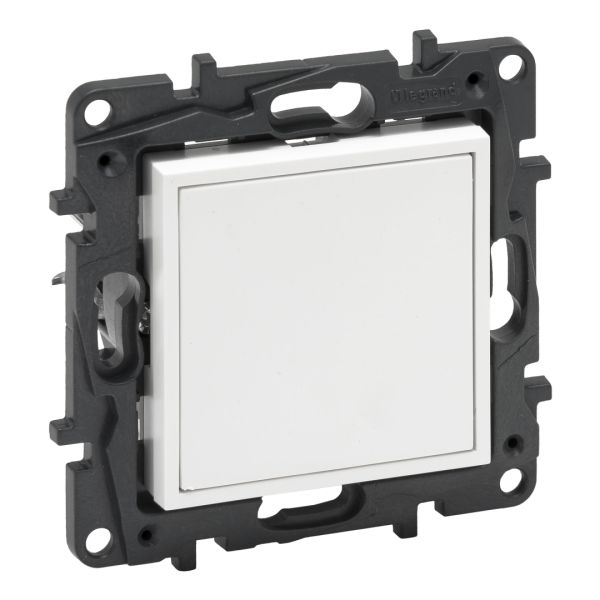 Заглушка Legrand 863100 NILOE STEP Білий