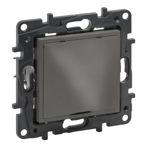 Виведення кабелю з фіксатором IP21 Legrand 863429 NILOE STEP Сталь